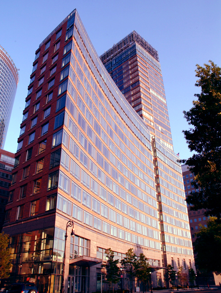 NYC condos at Riverhouse at battery park city