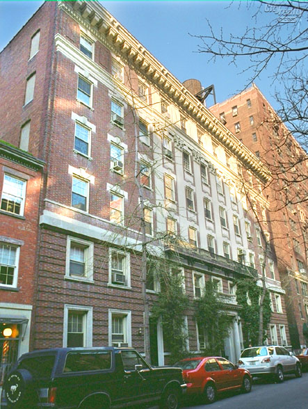 15 East 10th Street apartments