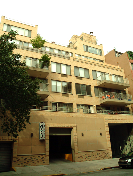 The Fillmore - 525 East 11th Street apartments
