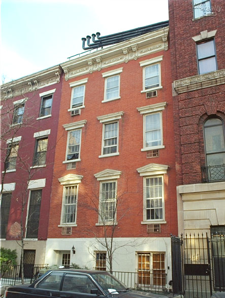 220 West 15th Street apartments