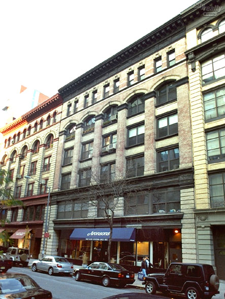 135 West 17th Street apartments