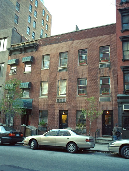 239 West 19th Street apartments