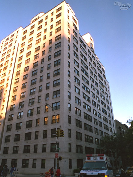 Quaker Ridge - 201 East 21st Street apartments