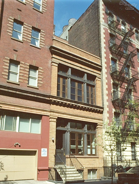 215 East 22nd Street apartments