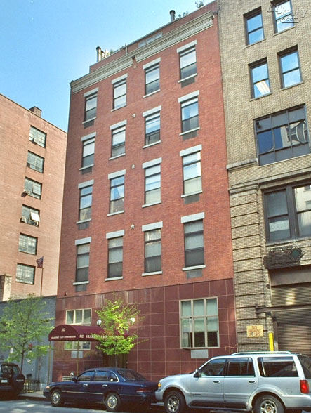 The Gramercy East - 312 East 22nd Street apartments