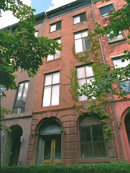 423 West 22nd Street apartments