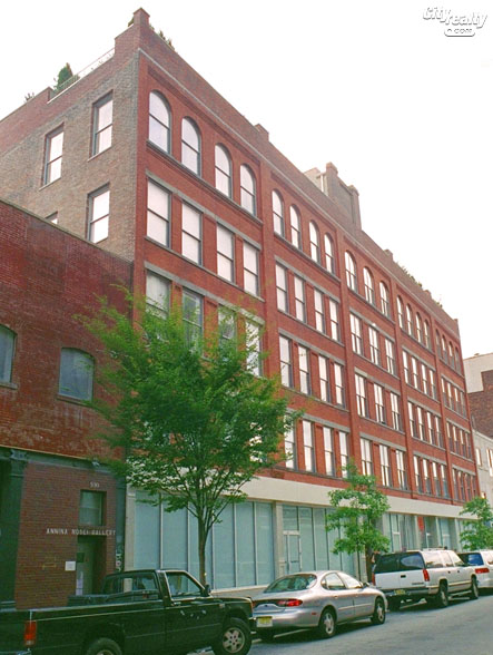 The Eagle Warehouse - 532 West 22nd Street apartments