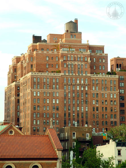 London Terrace Towers - 470 West 24th Street