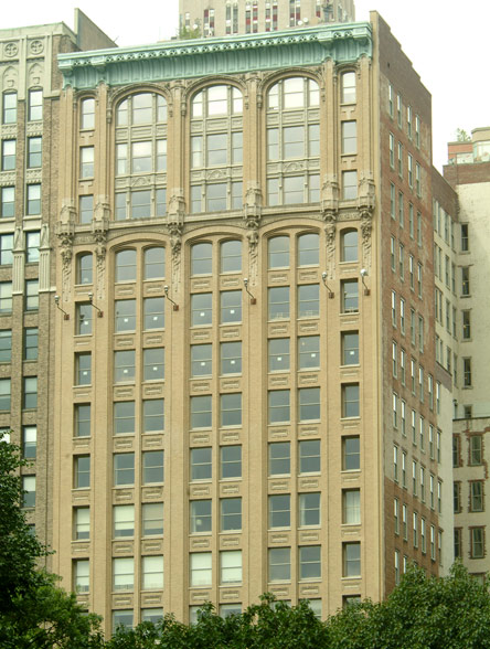 15 Madison Square North - 15 East 26th Street apartments