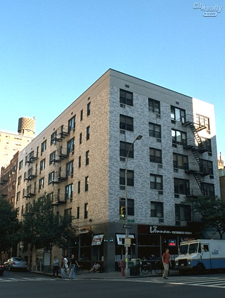 The Rosehill - 200 East 28th Street apartments