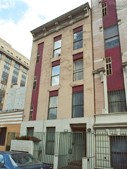 361 West 30th Street apartments