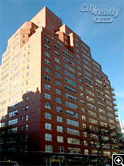 Riverview East, 251 East 32nd Street