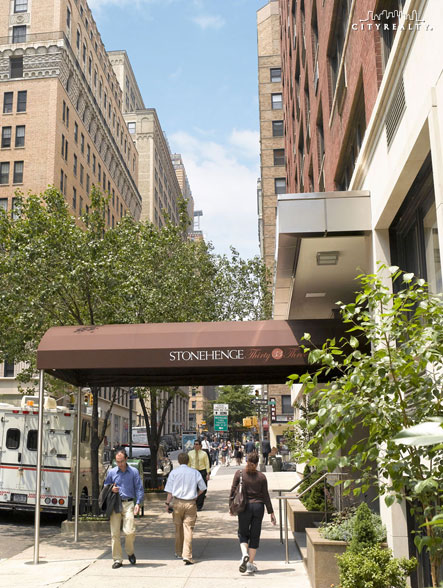 Stonehenge 33 - 141 East 33rd Street apartments