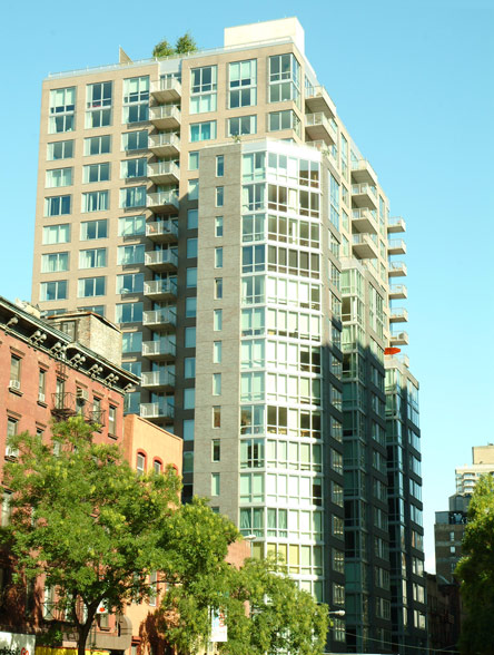 The Charleston - 225 East 34th Street apartments