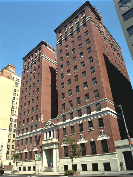 419 West 34th Street apartments