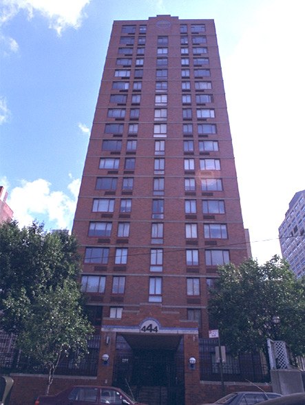 Plaza West - 444 West 35th Street apartments