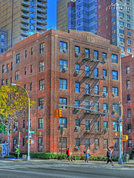 303 East 37th Street apartments