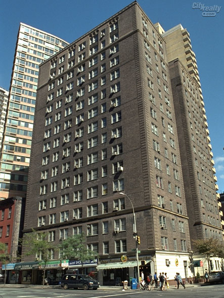301 East 38th Street apartments