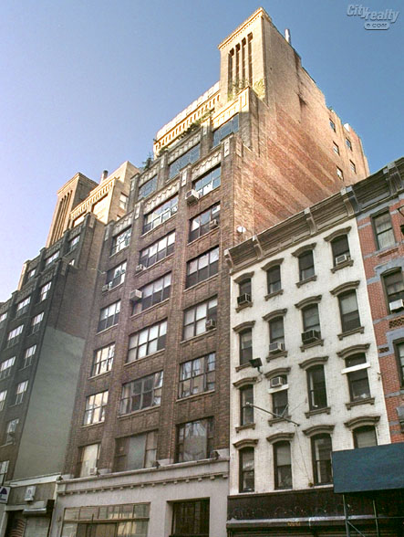 335 West 38th Street apartments
