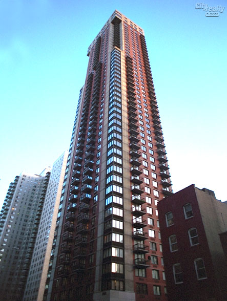 The Highpoint - 250 East 40th Street apartments