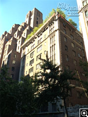 325 East 41st Street