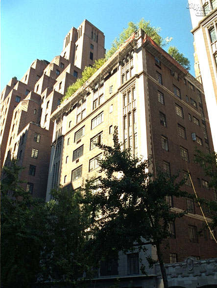 325 East 41st Street apartments