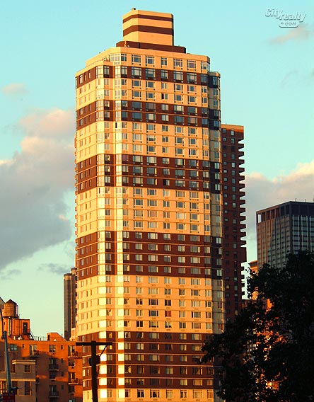 420 West 42nd Street apartments