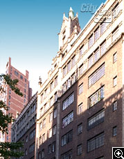 The Manor, 333 East 43rd Street