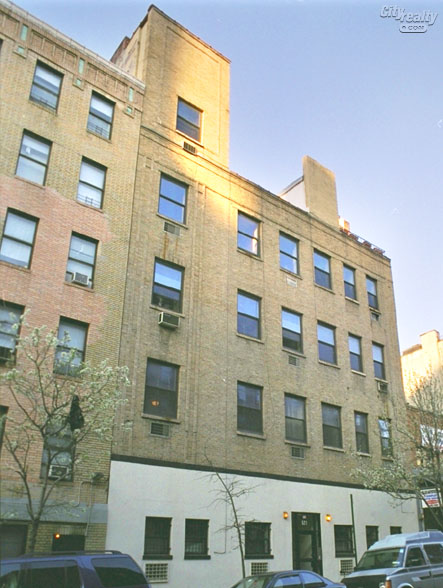521 West 47th Street apartments