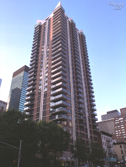 Sterling Plaza - 255 East 49th Street apartments