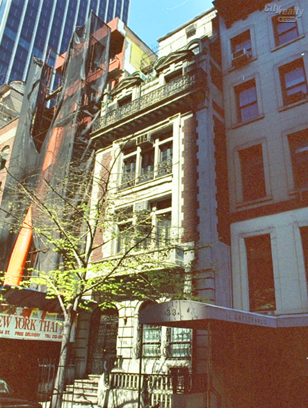 35 West 54th Street apartments