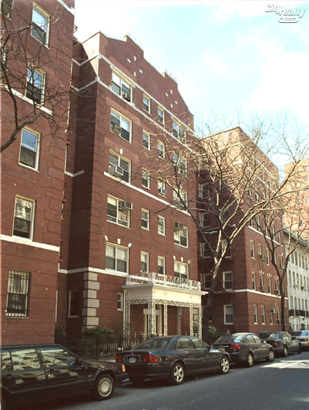 310 West 55th Street apartments