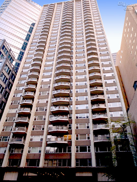 Plaza Tower - 118 East 60th Street apartments