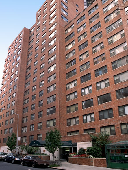 The Regency - 301 East 64th Street apartments