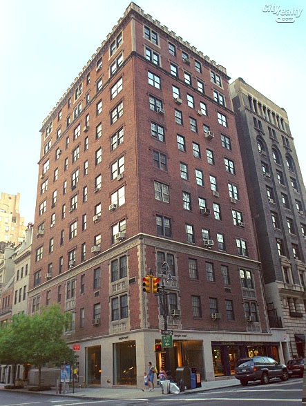 Chez 66 - 21 East 66th Street apartments