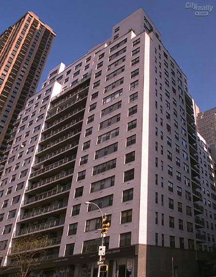 Lincoln Terrace - 165 West 66th Street apartments