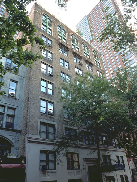 74 West 68th Street apartments