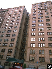 Le Bourgogne > 157 East 72nd Street