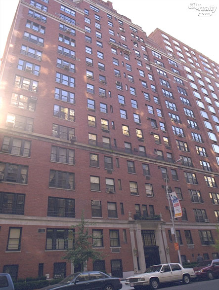 320 East 72nd Street apartments