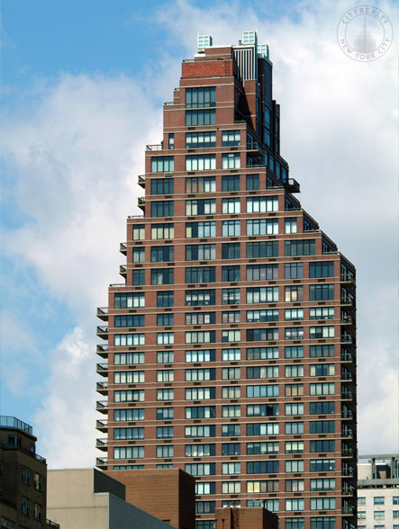 The Oxford - 422 East 72nd Street apartments