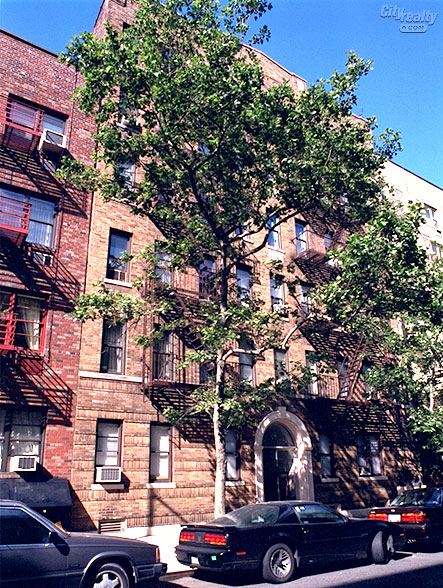 221 East 76th Street apartments
