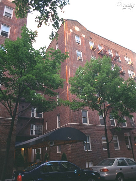221 East 78th Street apartments