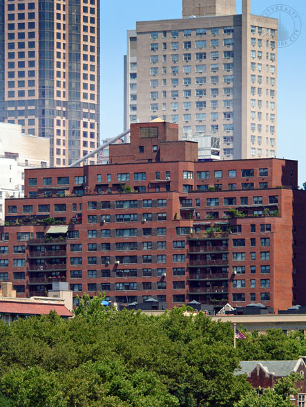 505 East 79th Street apartments
