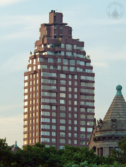 The Park Belvedere - 101 West 79th Street apartments