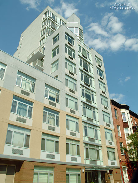 The Argyle - 251 7th Street apartments