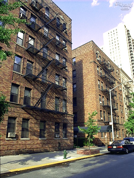 315 East 80th Street apartments