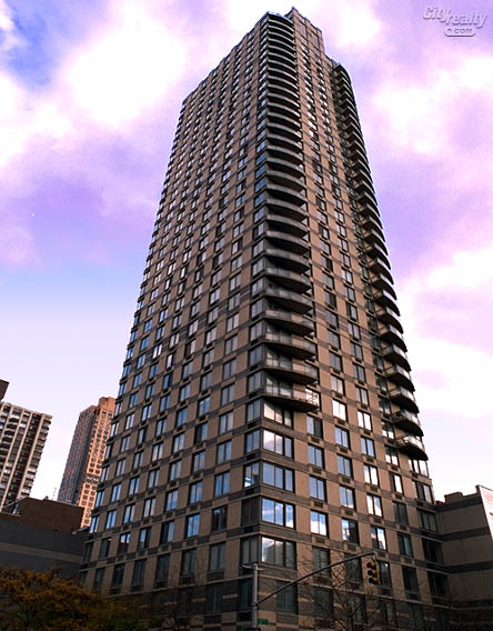 The America - 300 East 85th Street apartments