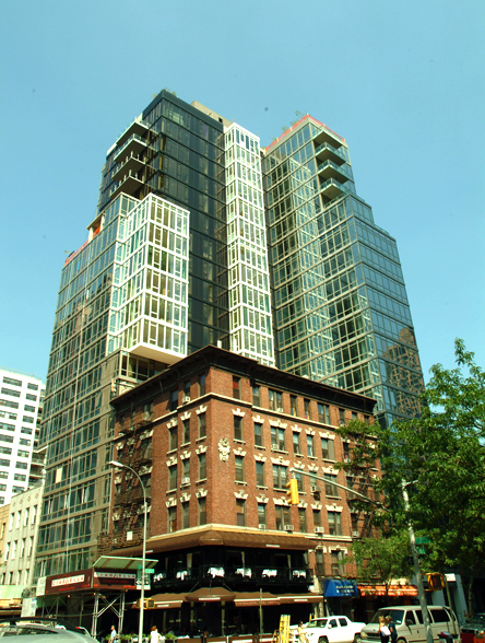 Georgica - 305 East 85th Street apartments