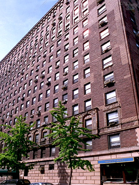 Chester Court - 201 West 89th Street apartments