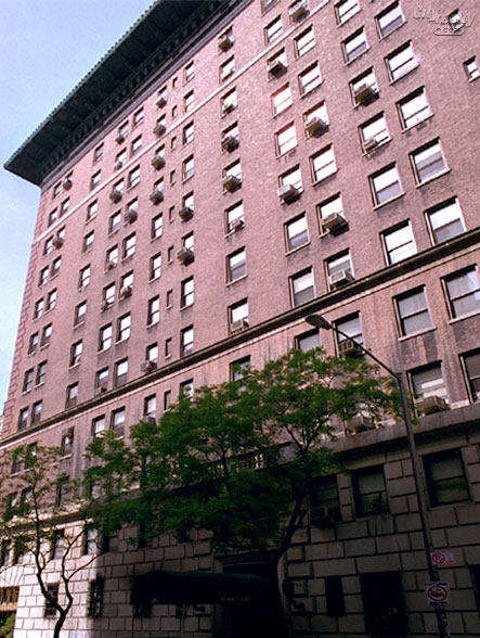 Astor Court - 205 West 89th Street apartments